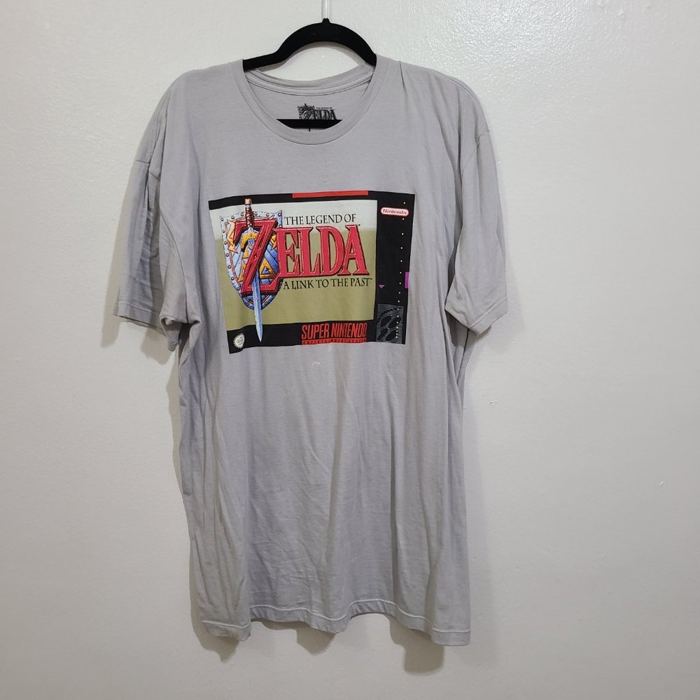 Zelda Gray Men's Crewneck Graphic T-shirt Size X-Large